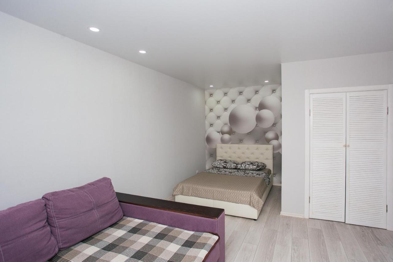 Vip Apartments Faraon Centr Суми Екстер'єр фото